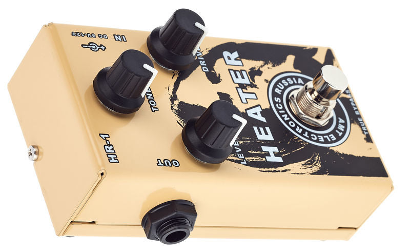 AMT HR-1 Heater — JFET overdrive/booster pedal (w/o power supply!)