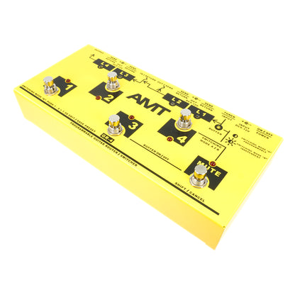 AMT GR-4 — programmable guitar switching system with 4 loops (+ power supply 12V with EU plug included!)