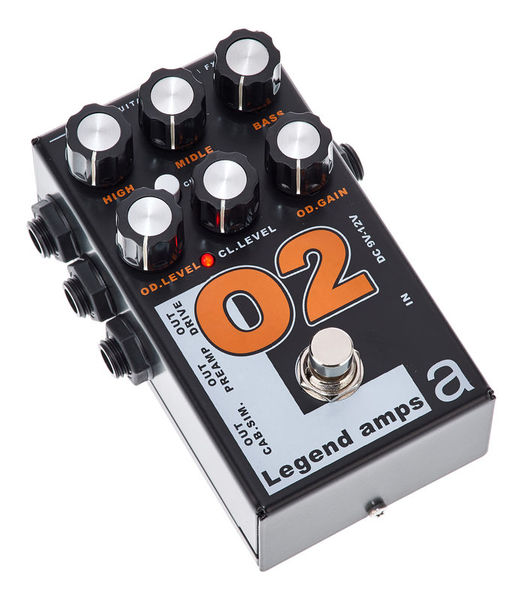AMT O2 - 2 channels guitar preamp/distortion pedal (Orange)